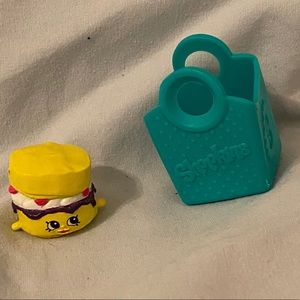 Shopkins Season 3 Sconnie With Bag - Common